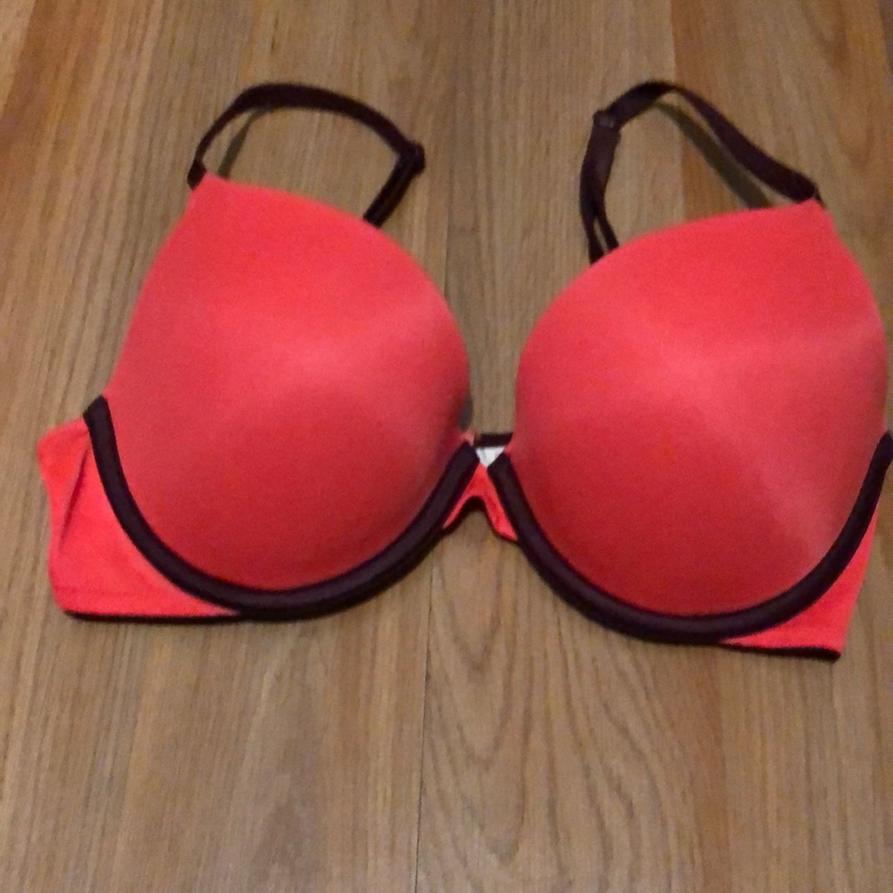 PINK bra